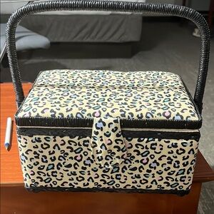 Leopard Print Sewing Basket Jewelry Organizer - Multicolor